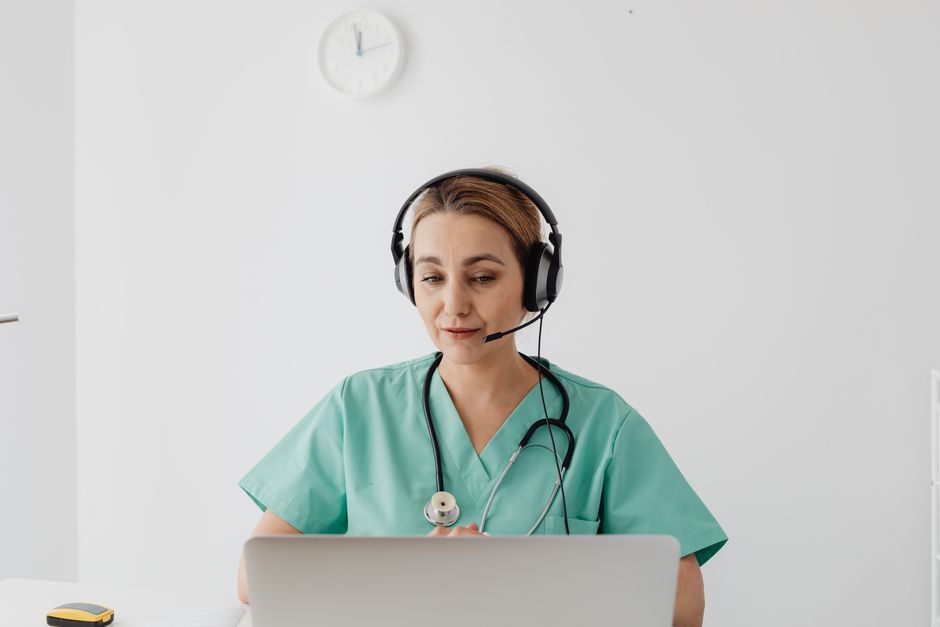 JustAnswer — Health & Doctors (Spanish)
